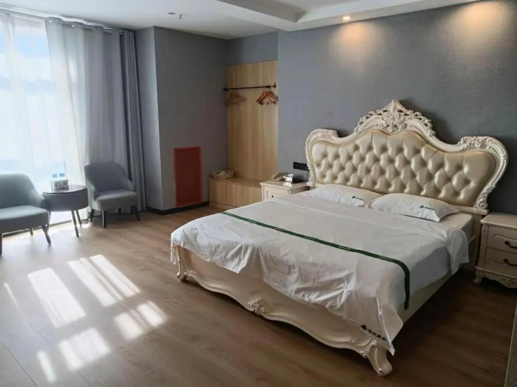 Bed in GreenTree Inn Chuzhou City Quanjiao County High-Speed Italy Trade City Business Hotel