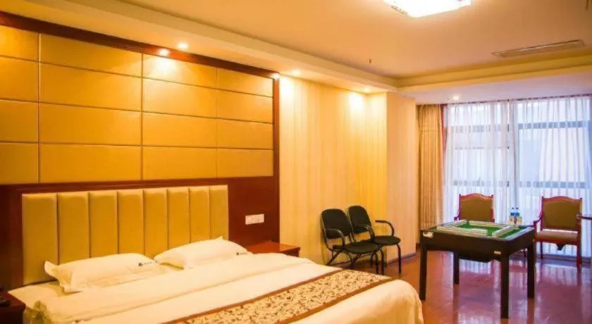 Bed in GreenTree Inn Chuzhou City Quanjiao County High-Speed Italy Trade City Business Hotel