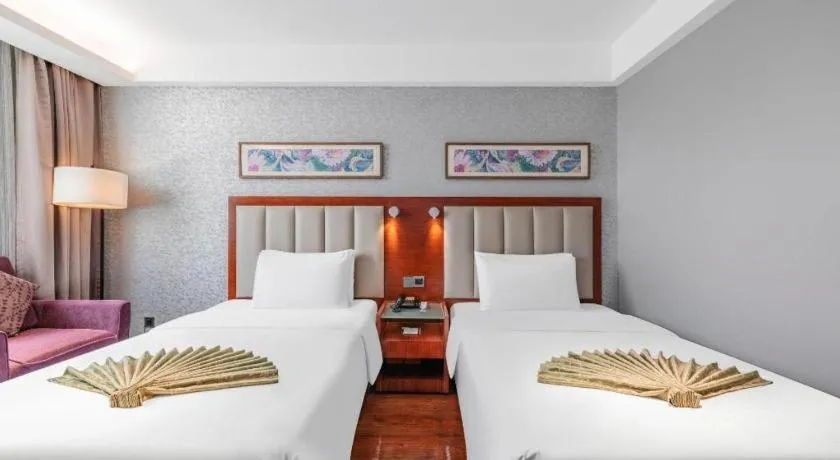 Bed in Yitel Guangzhou Pazhou Exhibition Center Chigang Metro Station