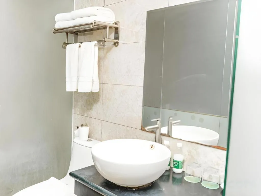 Jian Guo Grand Hotel