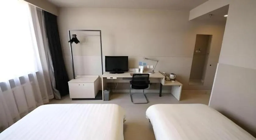 Bed in Jinjiang Inn Tonghua Shengli Road Branch