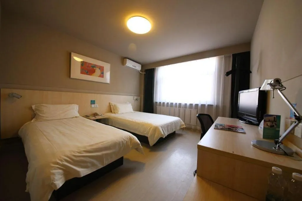 Bed in Jinjiang Inn Tonghua Shengli Road Branch
