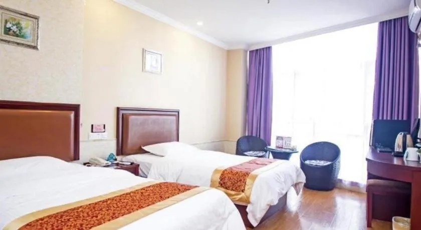 Bed in GreenTree Inn Shanghai Sheshan national tourist resort Express Hotel