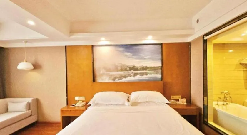 Bed in Vienna Classic Hotel Guilin Quanzhou Central Square