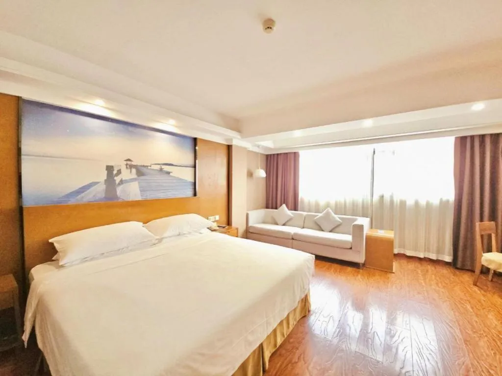 Bed in Vienna Classic Hotel Guilin Quanzhou Central Square