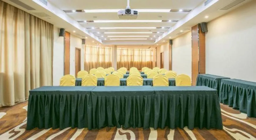 Vienna Classic Hotel Guilin Quanzhou Central Square