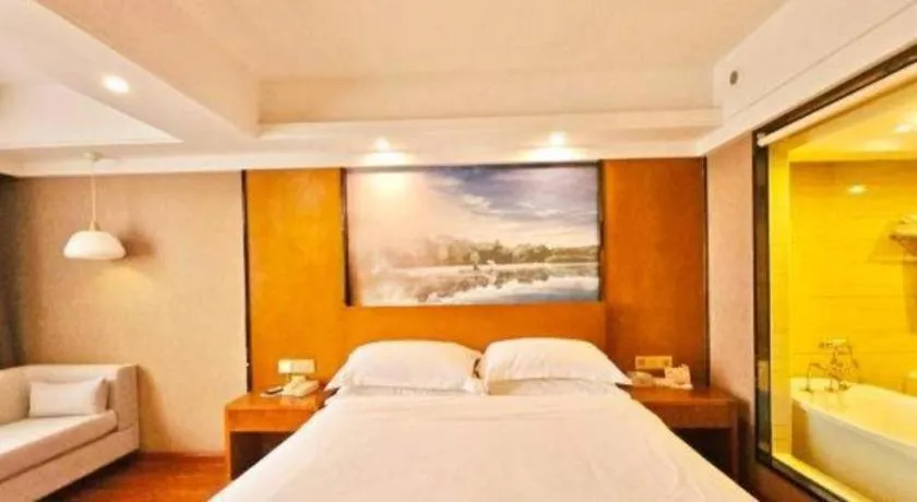 Bed in Vienna Classic Hotel Guilin Quanzhou Central Square