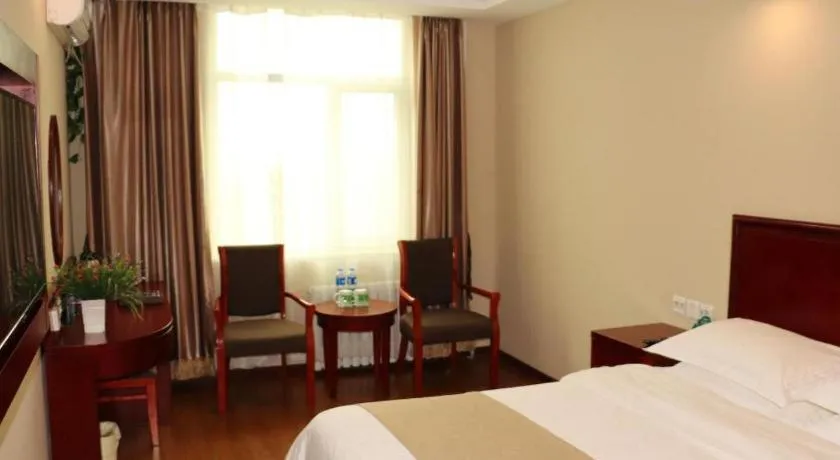 Bed in GreenTree Inn Beijing Daxing District Yufa Town New Airport Express Hotel