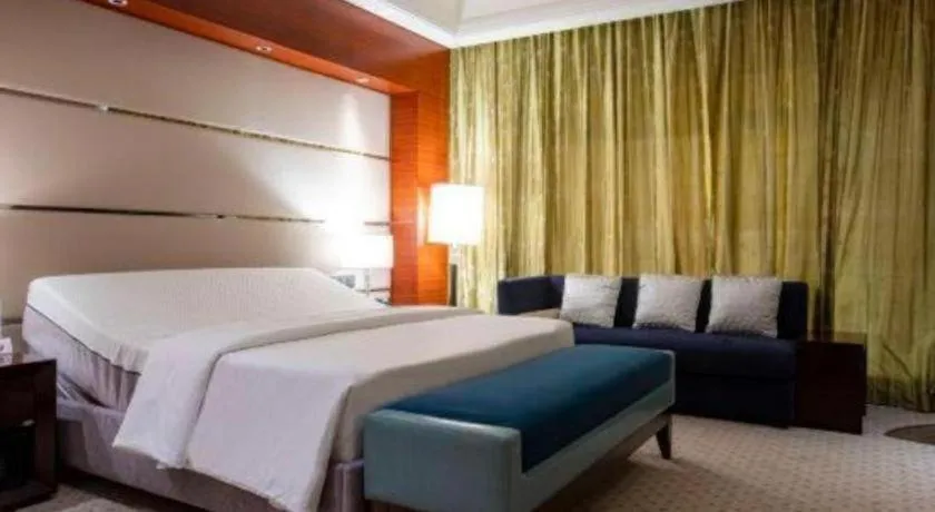 Bed in Suzhou Jinji Lake Grand Hotel