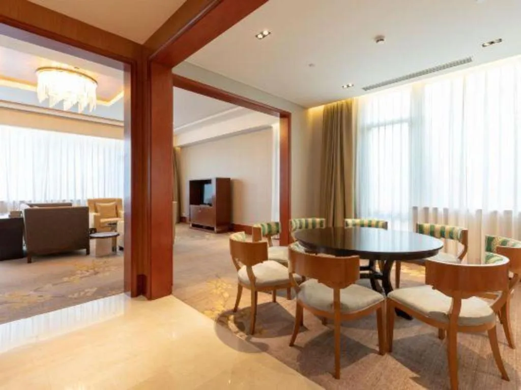 Suzhou Jinji Lake Grand Hotel