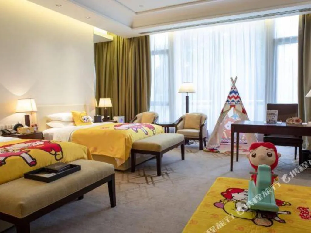 Bed in Suzhou Jinji Lake Grand Hotel