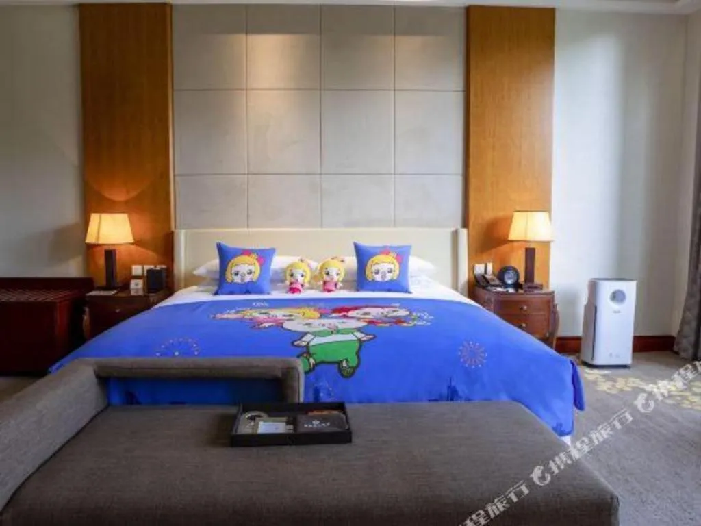 Bed in Suzhou Jinji Lake Grand Hotel