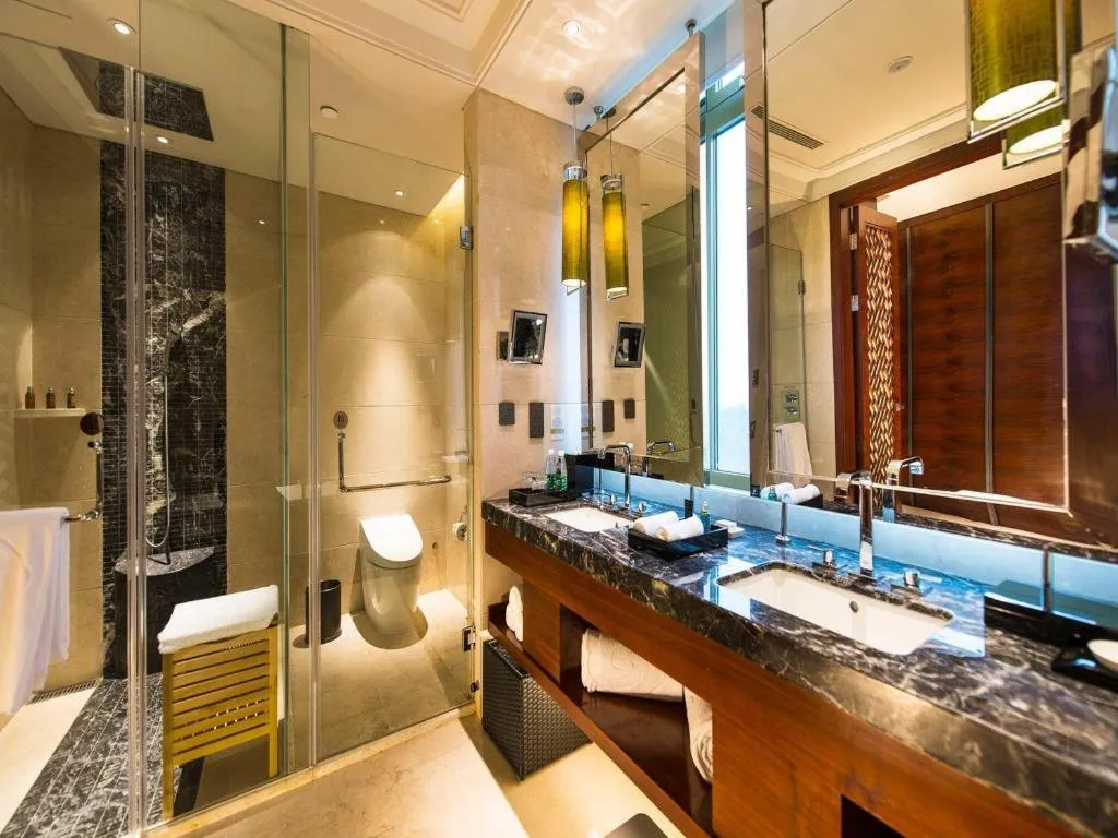 Suzhou Jinji Lake Grand Hotel