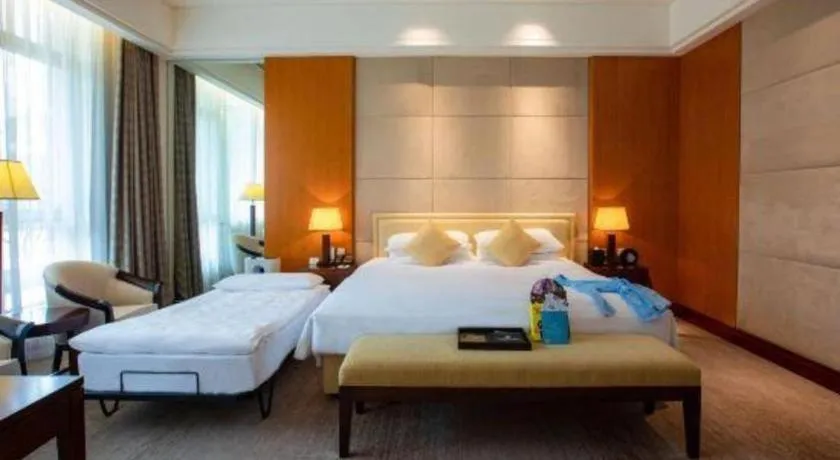 Bed in Suzhou Jinji Lake Grand Hotel