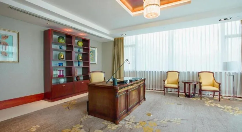 Suzhou Jinji Lake Grand Hotel