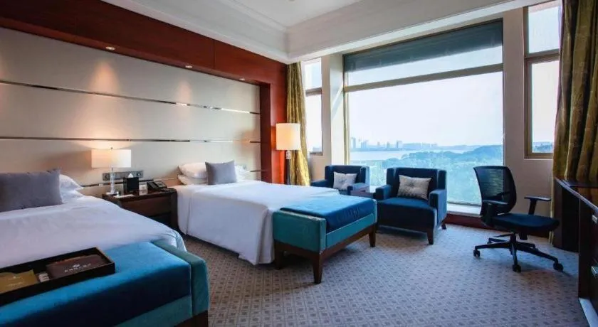 Bed in Suzhou Jinji Lake Grand Hotel