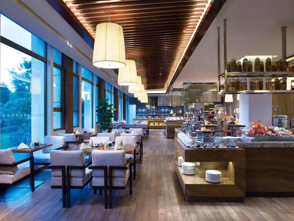 Suzhou Jinji Lake Grand Hotel