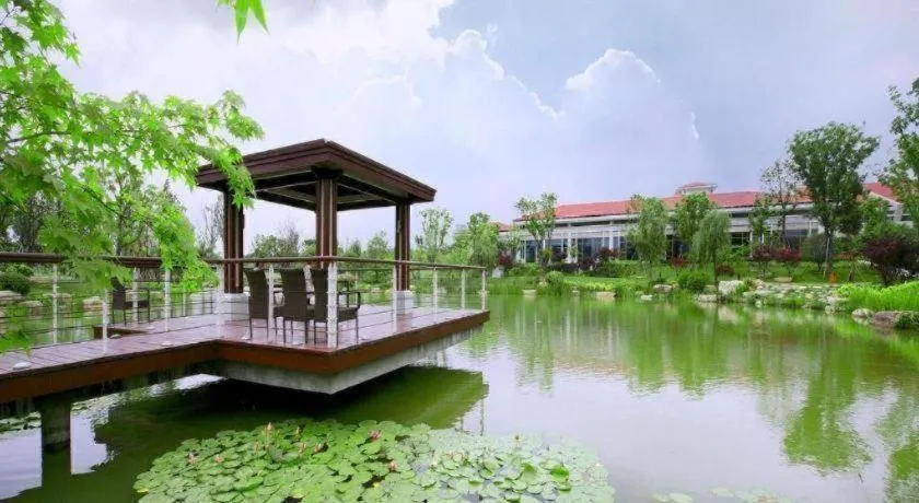 Suzhou Jinji Lake Grand Hotel