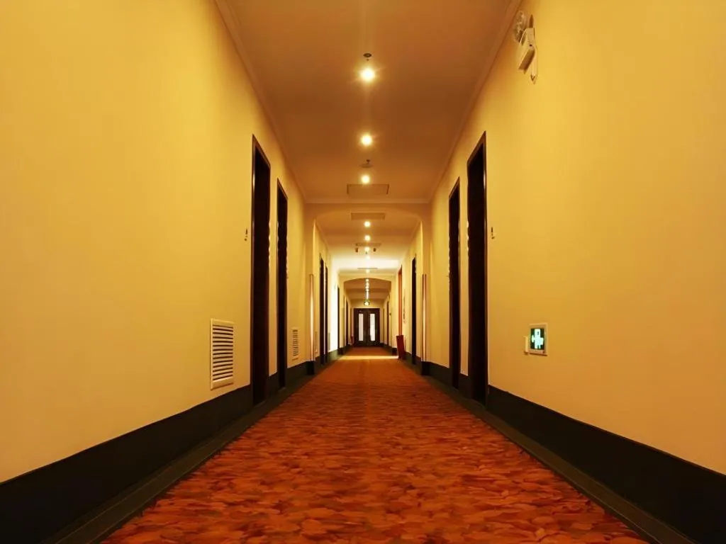 GreenTree Inn Hebei Zhangjiakou Xiahuayuan Xinchen Road Express Hotel