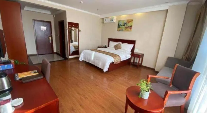 Bed in GreenTree Inn Hebei Zhangjiakou Xiahuayuan Xinchen Road Express Hotel