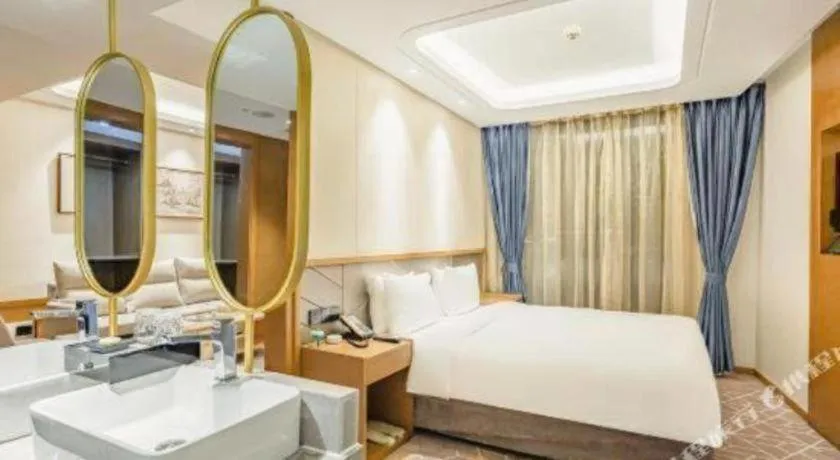 Bed in Gtel Rock City Qingdao Hotel