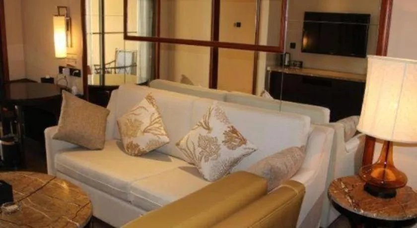 Hainan Yatai Hot Spring Hotel