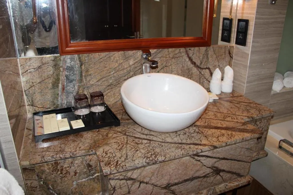 Hainan Yatai Hot Spring Hotel