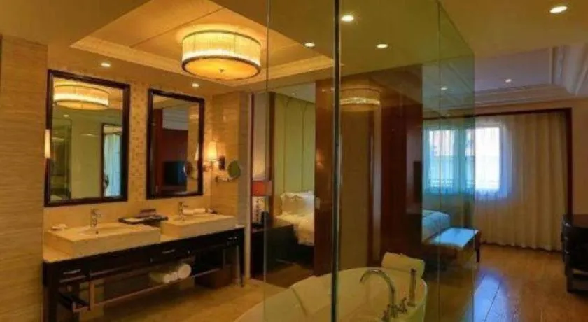 Hainan Yatai Hot Spring Hotel