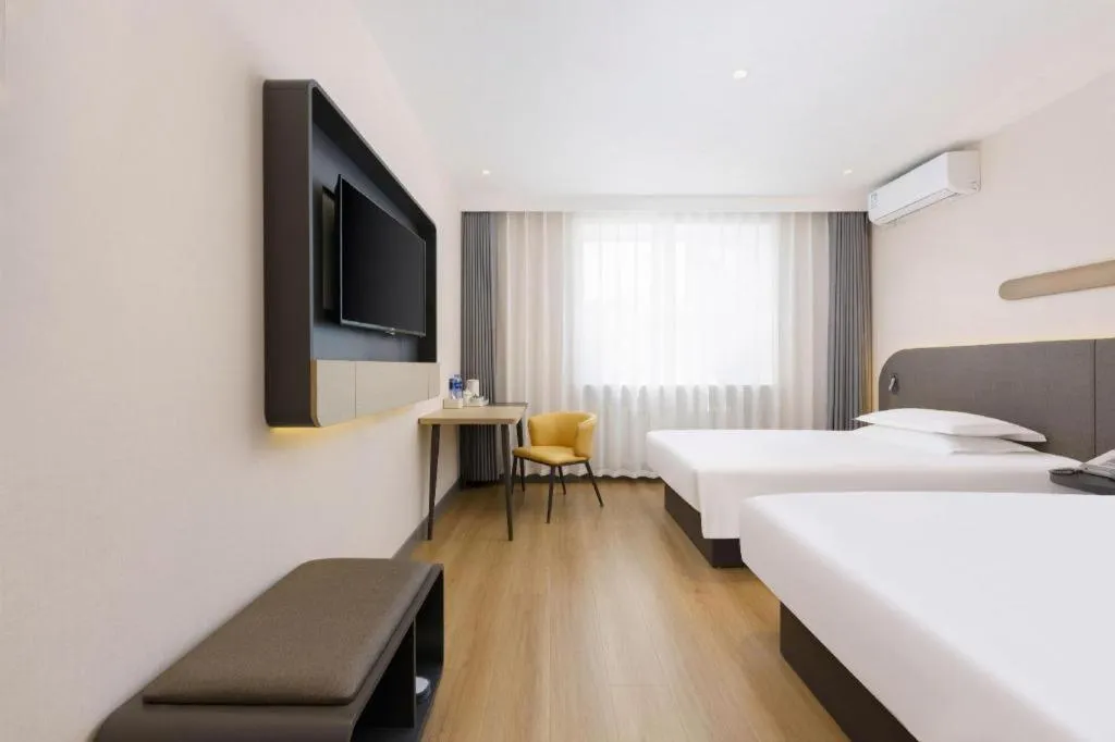 Bed in Jinjiang Inn - Xishan Road