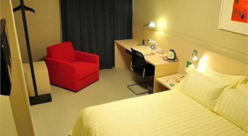 Bed in Jinjiang Inn - Xishan Road