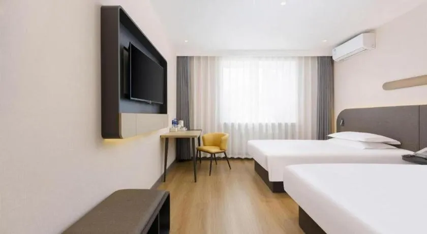 Bed in Jinjiang Inn - Xishan Road