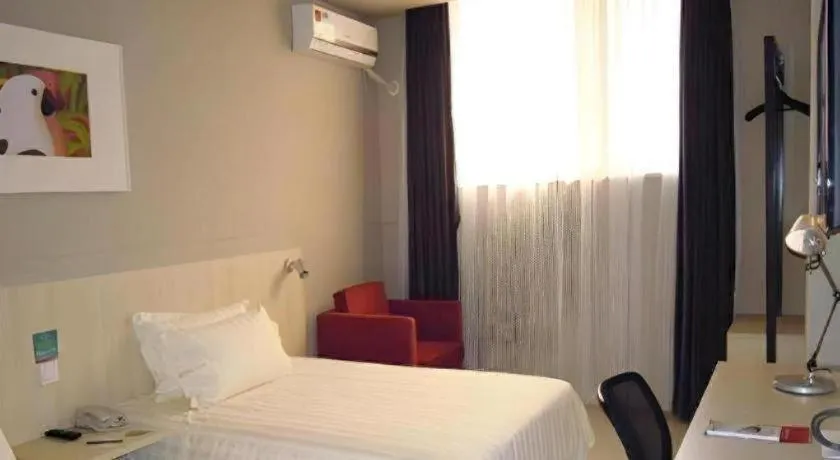 Bed in Jinjiang Inn Zhangjiagang Yangshe West Street Pedestrian Street