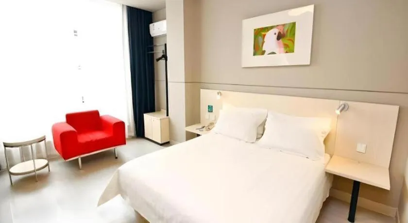 Bed in Jinjiang Inn Xuzhou Pizhou Sanchahe Road