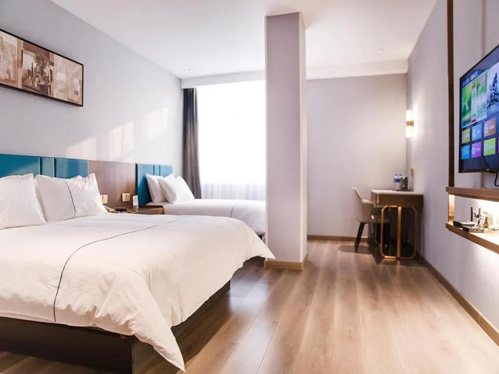 Bed in Jinjiang Inn Qianan Middle Yanshan Road Branch