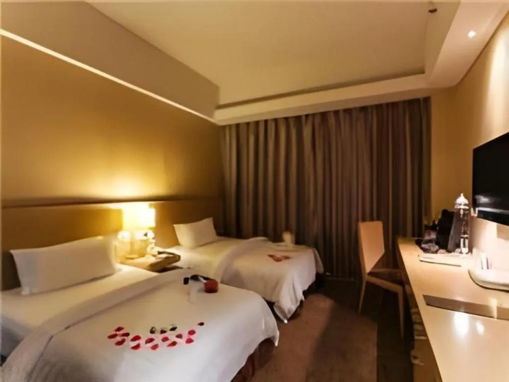 Bed in Jinjiang Metropolo Hotel - Langfang Wanda Plaza