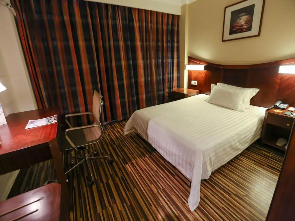 Bed in Jinjiang Inn Shanghai North Bund Yangpu Bridge Branch