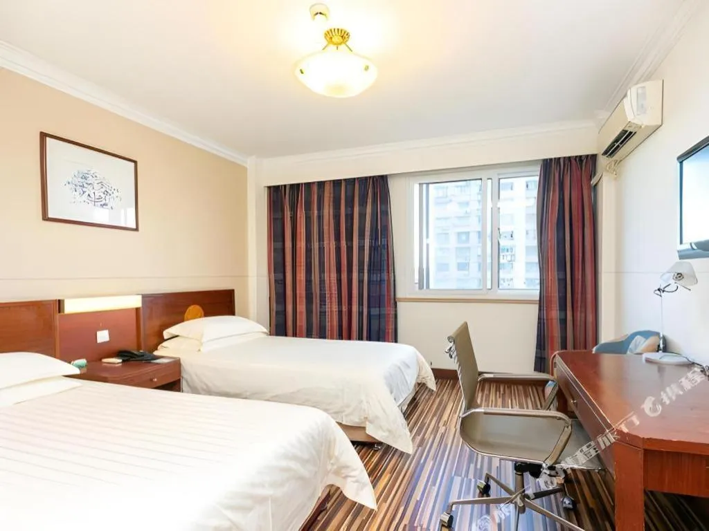 Bed in Jinjiang Inn Shanghai North Bund Yangpu Bridge Branch