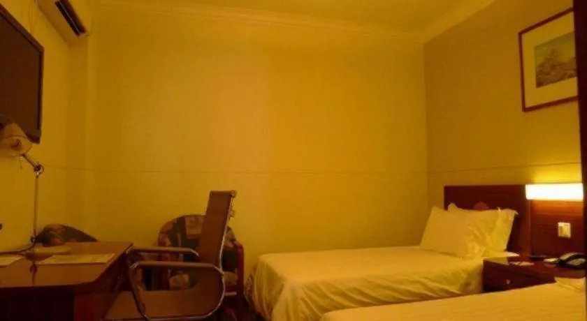 Bed in Jinjiang Inn Shanghai North Bund Yangpu Bridge Branch