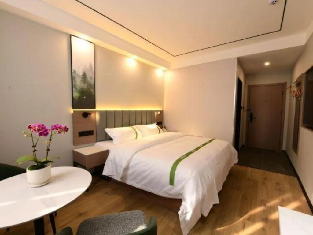 Bed in GreenTree Inn Jiangsu Xuzhou Western 3rd Ring Road Xiyuan Express Hotel