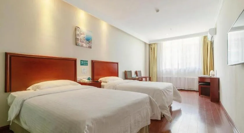 Bed in GreenTree Inn ShanDong Yantai Yantai University Business Hotel
