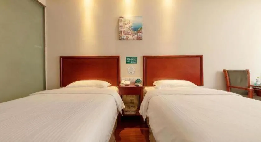 Bed in GreenTree Inn ShanDong Yantai Yantai University Business Hotel