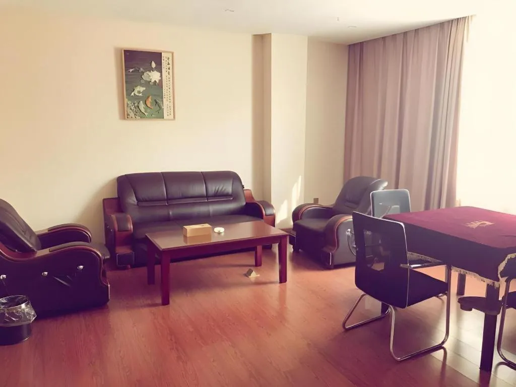 GreenTree Inn Jiangxi Shangrao Qianshan Ehu Avenue Express Hotel