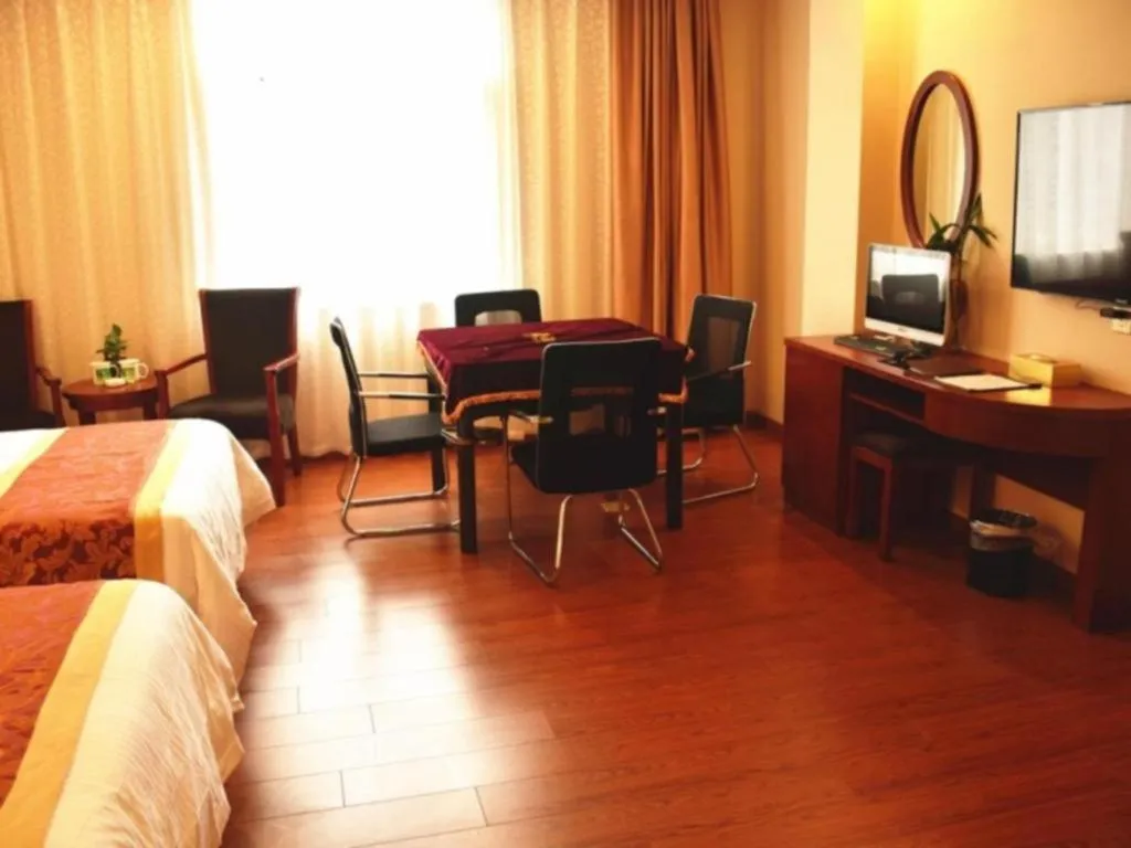 Bed in GreenTree Inn Jiangxi Shangrao Qianshan Ehu Avenue Express Hotel