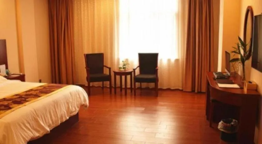 Bed in GreenTree Inn Jiangxi Shangrao Qianshan Ehu Avenue Express Hotel
