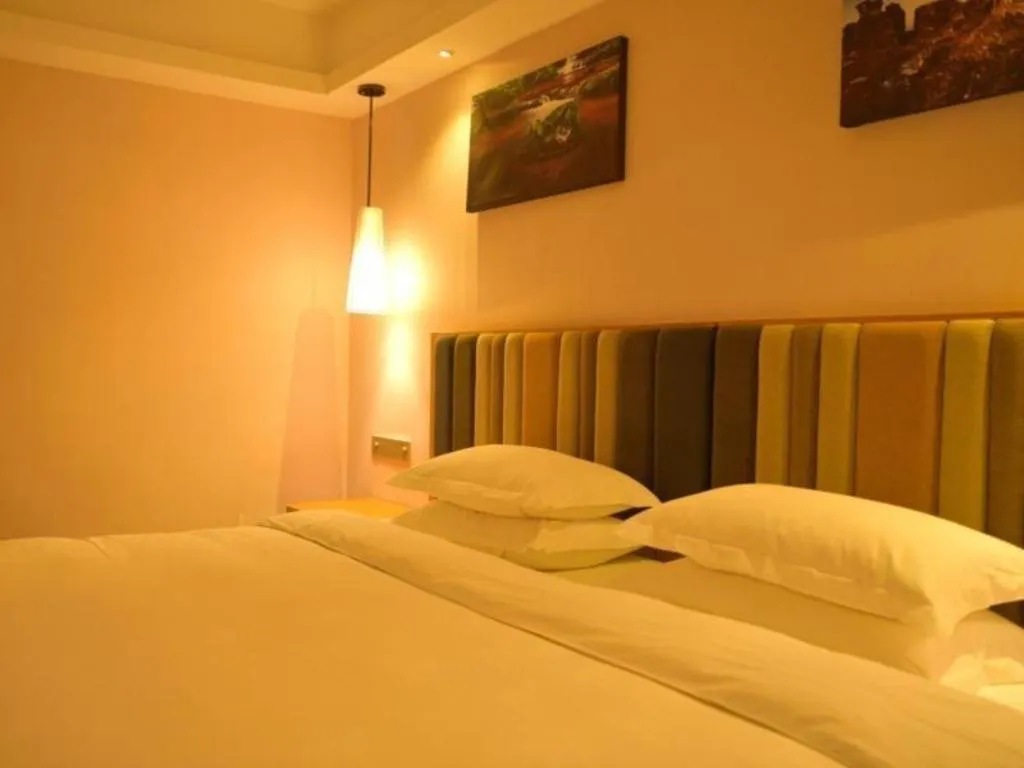Bed in GreenTree Eastern Bijie Qixingguan Zhaoshanghuayuan Hotel