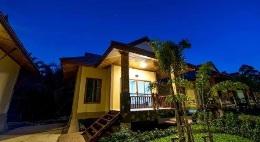 Dusit Phuphaya Resort