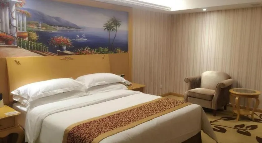 Bed in Vienna International Shanghai Nanxiang