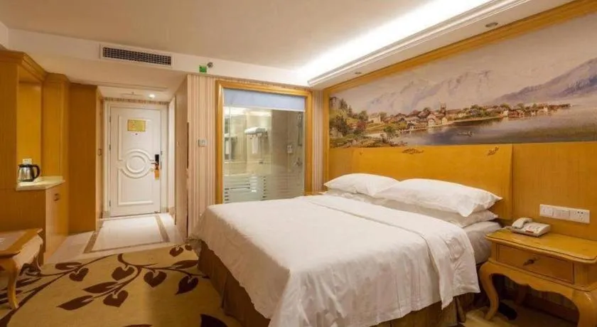 Bed in Vienna International Shanghai Nanxiang