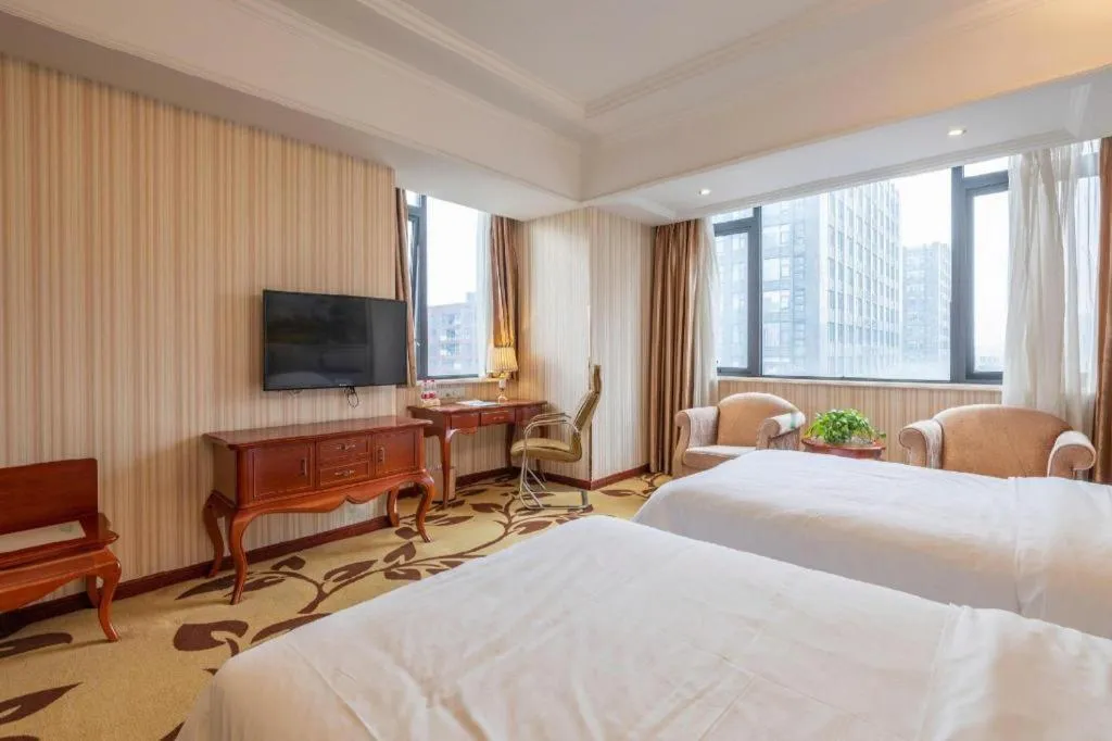 Bed in Vienna International Shanghai Nanxiang