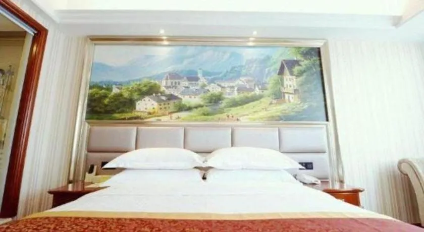 Bed in Vienna International Shanghai Nanxiang